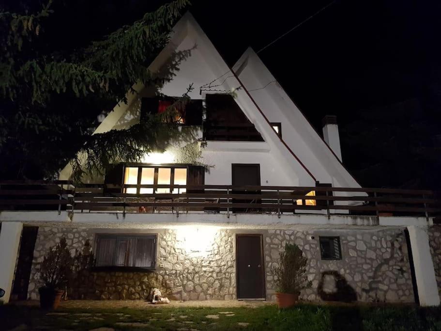 Chalet Edelweiss Marsia-Tagliacozzo 1500Mt Villa Kültér fotó